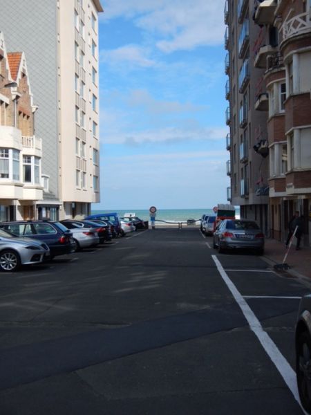 photo 17 Owner direct vacation rental De Panne appartement West-Flanders  Parking