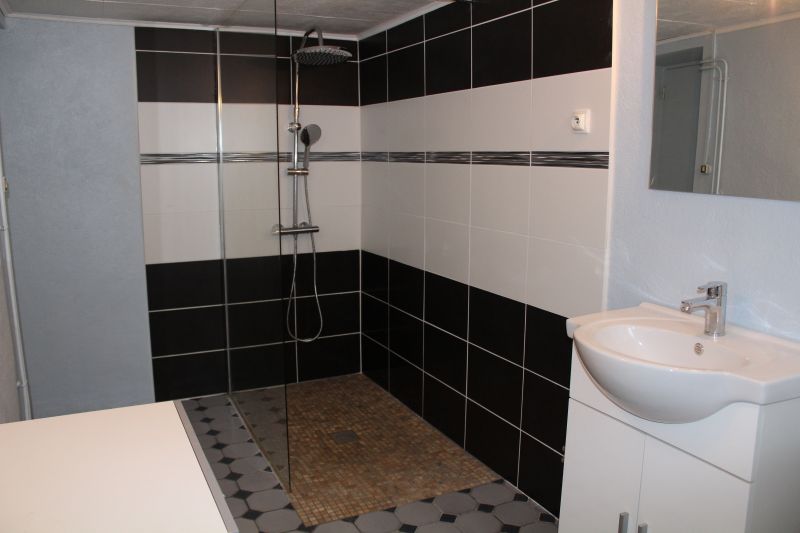 photo 11 Owner direct vacation rental Autun gite Burgundy Sane et Loire bathroom