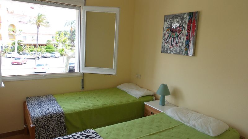 photo 9 Owner direct vacation rental Empuriabrava appartement Catalonia Girona (province of) bedroom 2