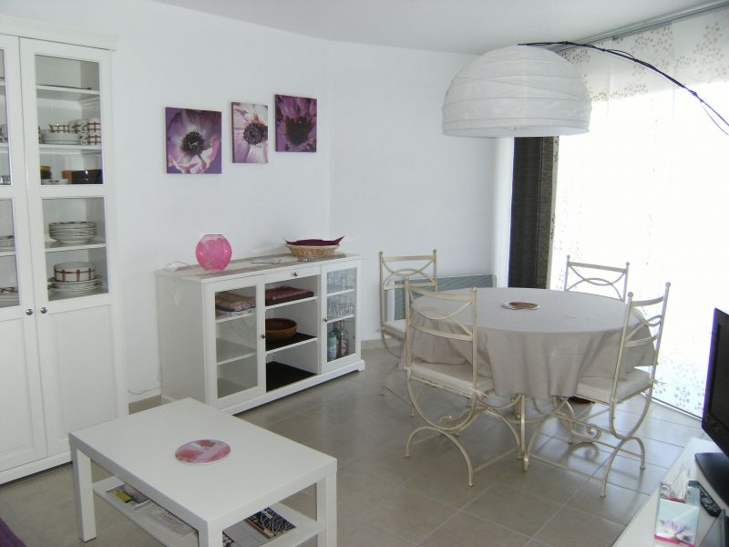 photo 1 Owner direct vacation rental Saint Aygulf appartement Provence-Alpes-Cte d'Azur Var Living room