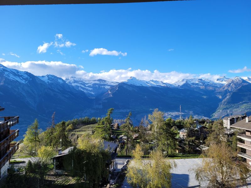 photo 9 Owner direct vacation rental Haute-Nendaz studio Valais  View from the balcony