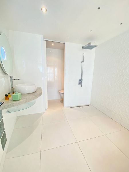 photo 6 Owner direct vacation rental La Grande Motte appartement Languedoc-Roussillon Hrault bathroom