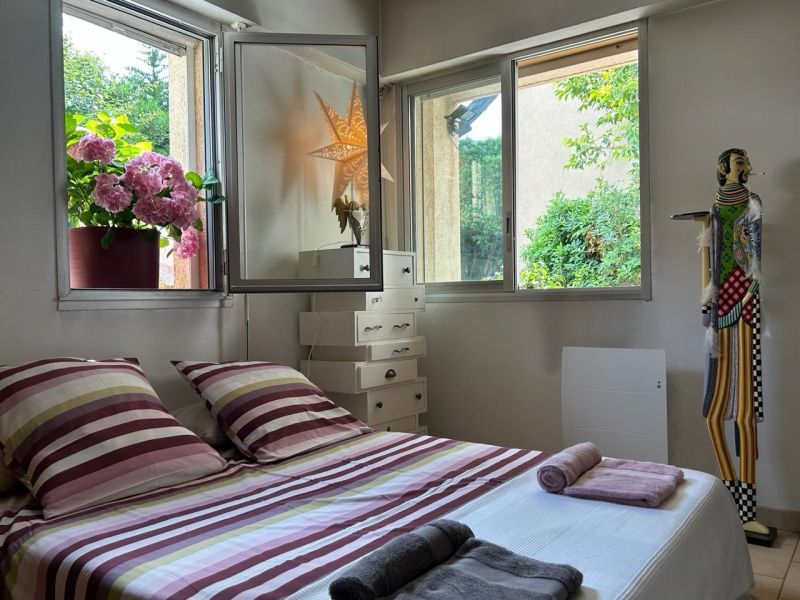 photo 4 Owner direct vacation rental Antibes villa Provence-Alpes-Cte d'Azur Alpes-Maritimes bedroom 2