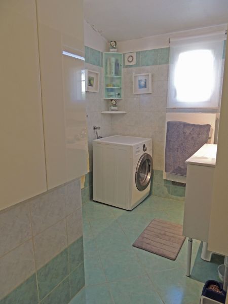 photo 28 Owner direct vacation rental Plan de la Tour villa Provence-Alpes-Cte d'Azur Var Washing facilities 2