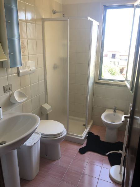 photo 6 Owner direct vacation rental Castelsardo appartement Sardinia  bathroom 1