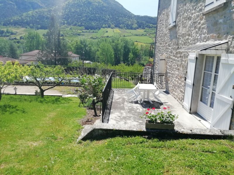 photo 0 Owner direct vacation rental Millau studio Midi-Pyrnes Aveyron Terrace