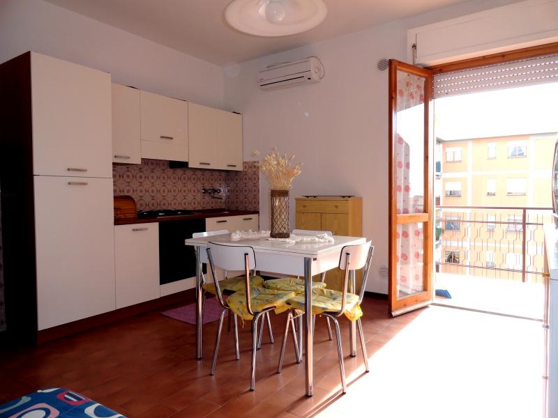 photo 1 Owner direct vacation rental Follonica appartement Tuscany Grosseto Province Open-plan kitchen