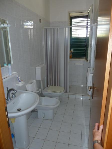 photo 16 Owner direct vacation rental Marina di Ragusa maison Sicily Ragusa Province bathroom