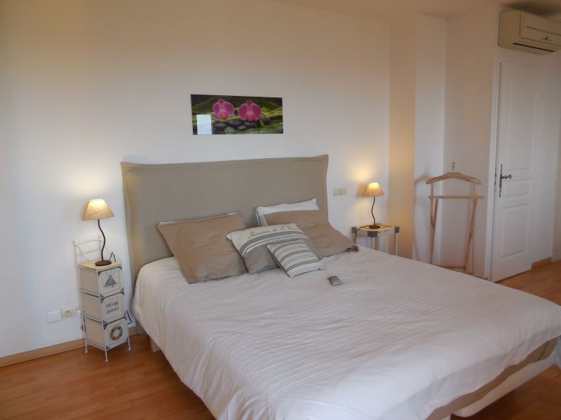 photo 12 Owner direct vacation rental La Londe-les-Maures villa Provence-Alpes-Cte d'Azur Var bedroom 1