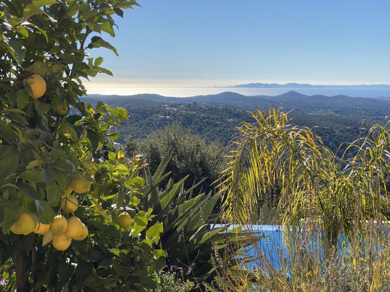 photo 0 Owner direct vacation rental La Londe-les-Maures villa Provence-Alpes-Cte d'Azur Var Outside view