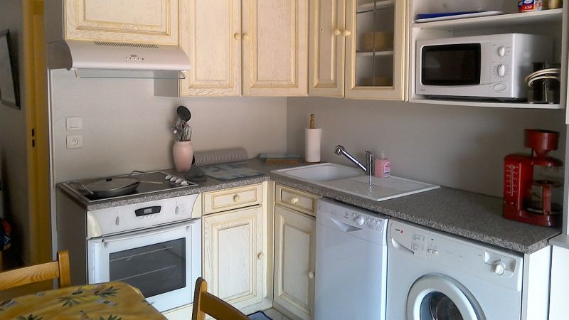 photo 3 Owner direct vacation rental Port Leucate appartement Languedoc-Roussillon Aude Kitchenette
