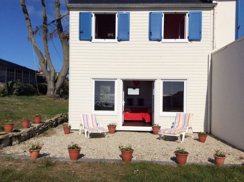 photo 2 Owner direct vacation rental Landunvez maison Brittany Finistre Outside view
