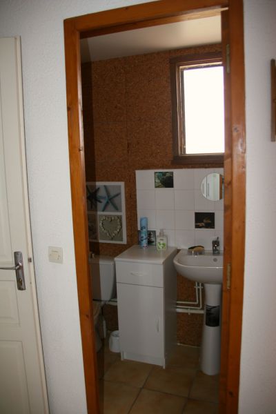 photo 21 Owner direct vacation rental Frontignan villa Languedoc-Roussillon Hrault Washing facilities