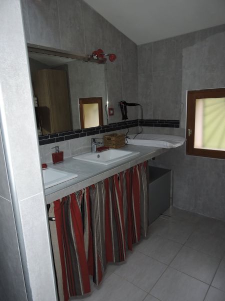 photo 17 Owner direct vacation rental Dieulefit gite Rhone-Alps Drme bathroom