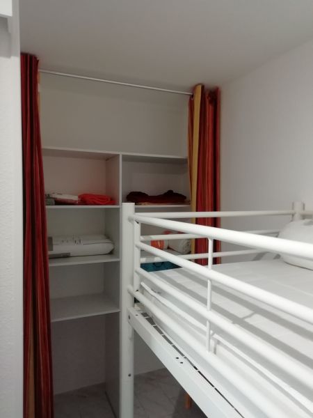 photo 4 Owner direct vacation rental La Grande Motte appartement Languedoc-Roussillon Hrault Extra sleeping accommodation