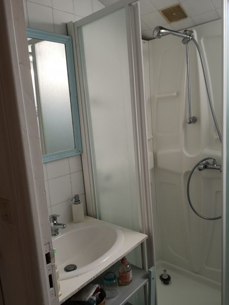 photo 10 Owner direct vacation rental Saint-Jean-d'Illac maison Aquitaine Gironde Washing facilities 2