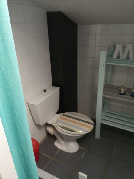 photo 11 Owner direct vacation rental Saint-Jean-d'Illac maison Aquitaine Gironde Washing facilities 2