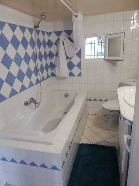 photo 11 Owner direct vacation rental Menton maison Provence-Alpes-Cte d'Azur Alpes-Maritimes bathroom
