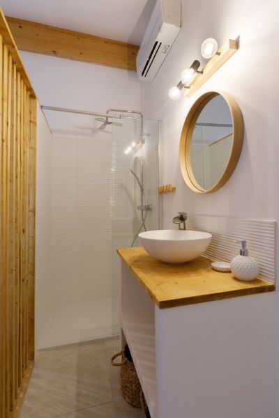 photo 13 Owner direct vacation rental Villeneuve lez Avignon villa Languedoc-Roussillon Gard Washing facilities 3