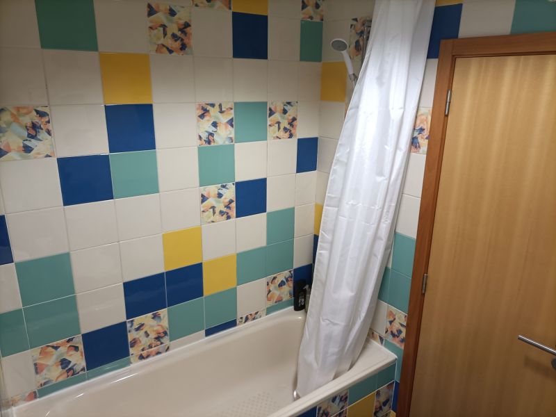 photo 13 Owner direct vacation rental Albufeira appartement Algarve  bathroom