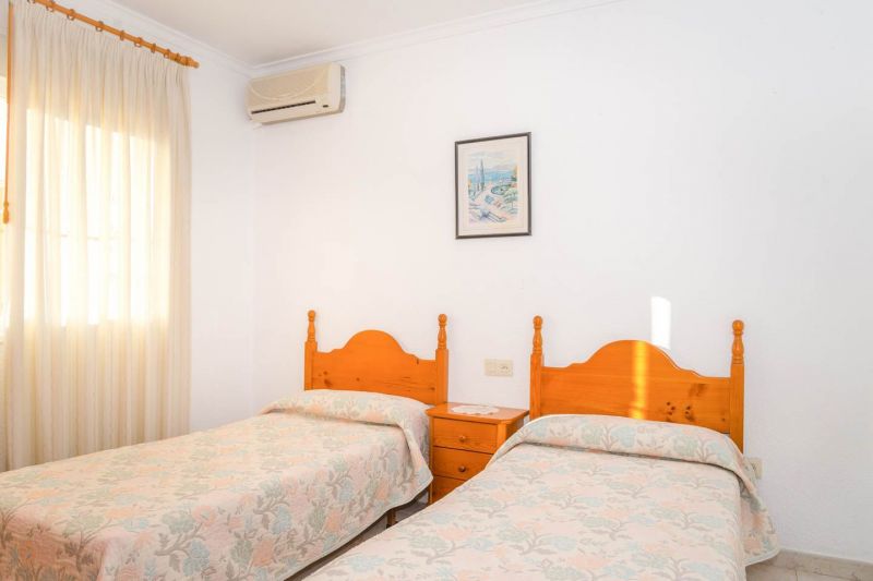 photo 3 Owner direct vacation rental Calpe bungalow Valencian Community Alicante (province of) bedroom 2