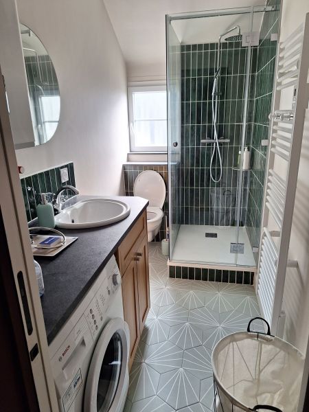 photo 12 Owner direct vacation rental Saint Malo appartement Brittany Ille et Vilaine bathroom