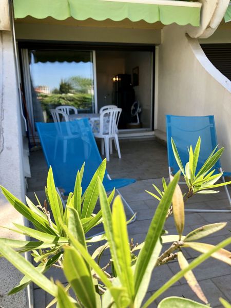 photo 2 Owner direct vacation rental La Grande Motte studio Languedoc-Roussillon Hrault Terrace