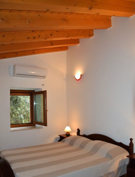 photo 5 Owner direct vacation rental Bardolino appartement Veneto Verona Province bedroom 1