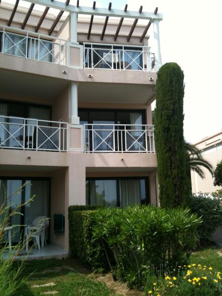 photo 2 Owner direct vacation rental Cannes appartement   Outside view