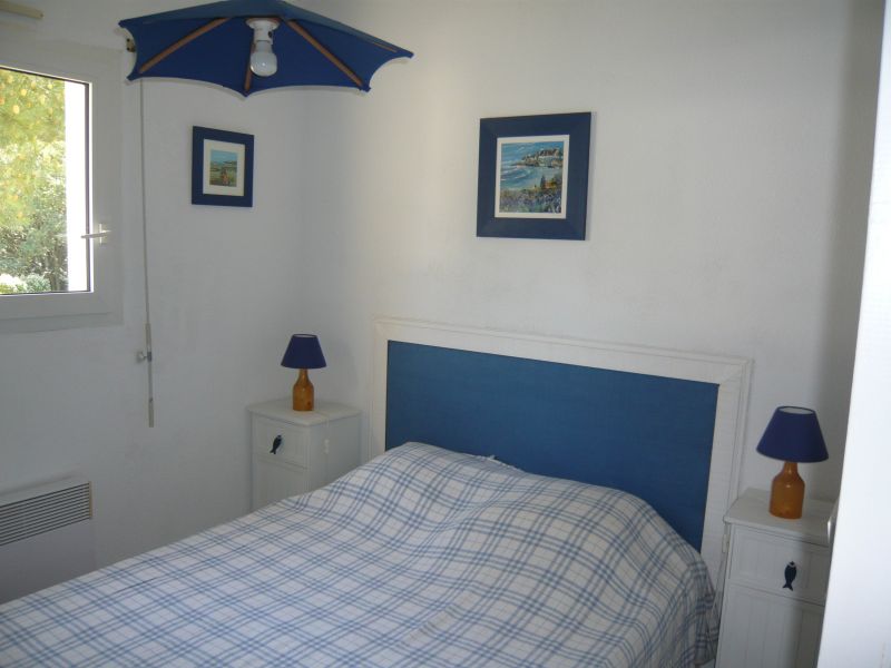 photo 7 Owner direct vacation rental Quiberon appartement Brittany Morbihan bedroom 1