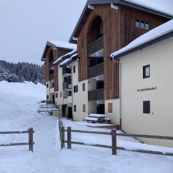 photo 10 Owner direct vacation rental Manigod-Croix Fry/L'tale-Merdassier studio Rhone-Alps Haute-Savoie Outside view