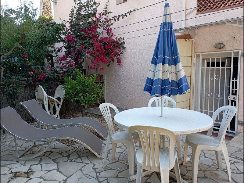 photo 0 Owner direct vacation rental Canet-en-Roussillon studio Languedoc-Roussillon Pyrnes-Orientales Garden