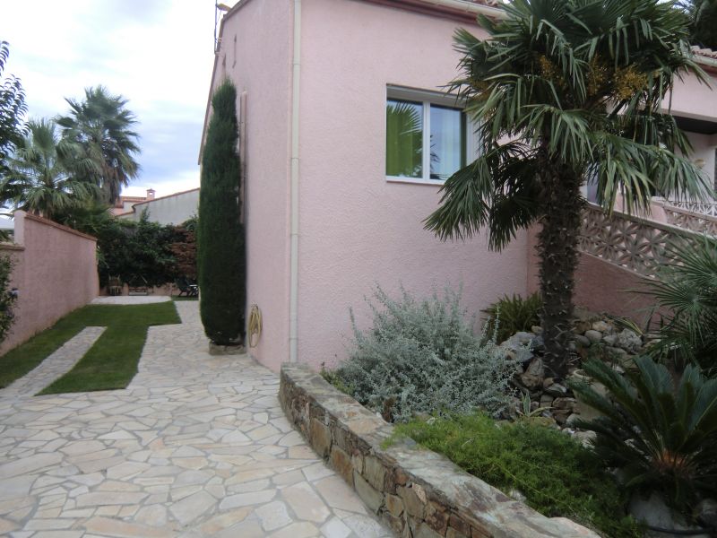 photo 11 Owner direct vacation rental Canet-en-Roussillon studio Languedoc-Roussillon Pyrnes-Orientales Hall