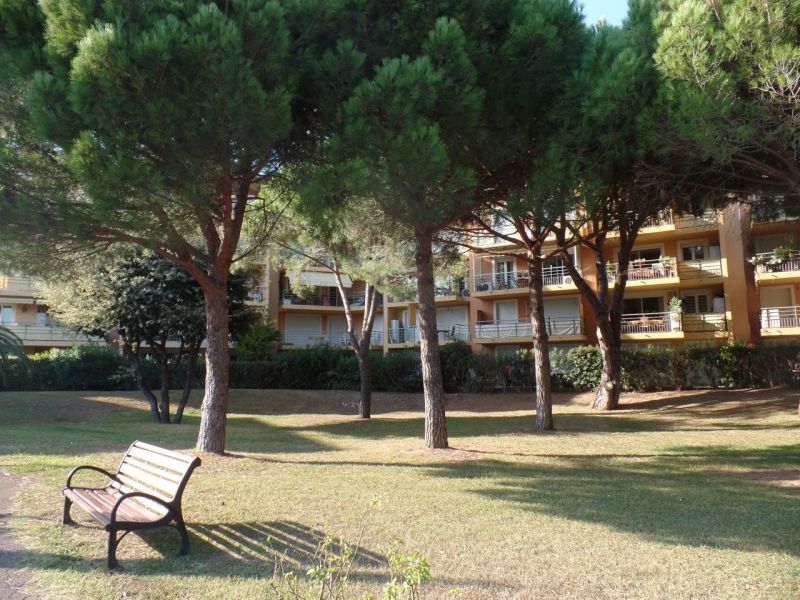 photo 20 Owner direct vacation rental Frjus appartement Provence-Alpes-Cte d'Azur Var Garden