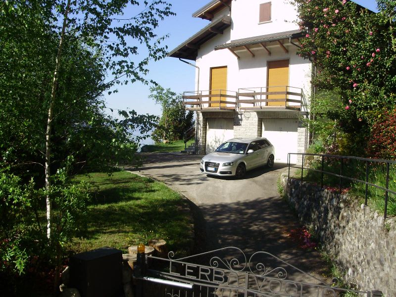 photo 1 Owner direct vacation rental Maccagno appartement Lombardy Varese Province Outside view