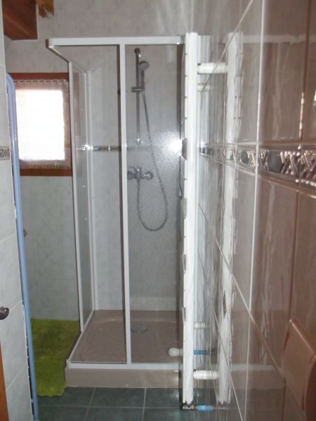 photo 8 Owner direct vacation rental Valloire chalet Rhone-Alps Savoie Washing facilities