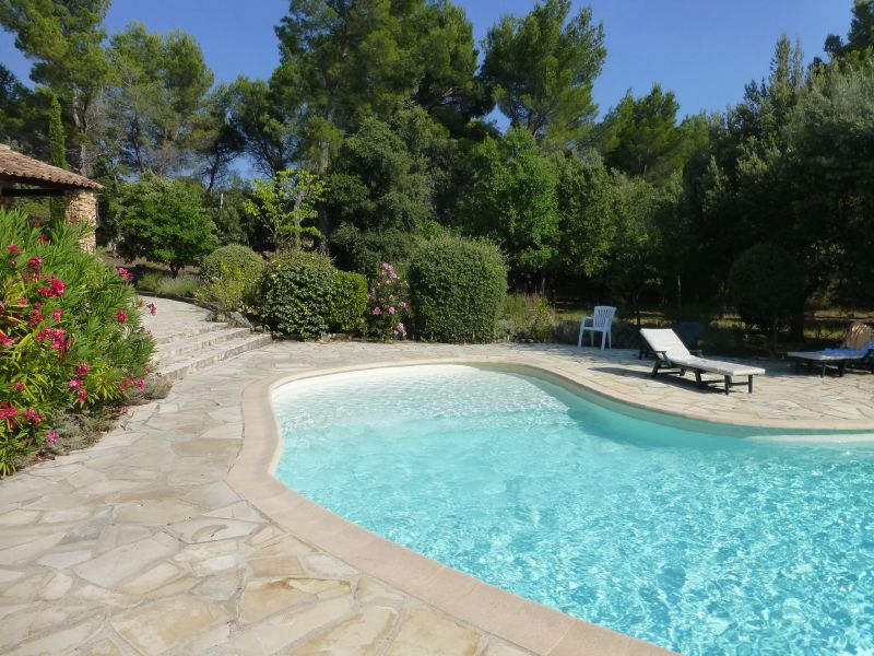 photo 4 Owner direct vacation rental Aups villa Provence-Alpes-Cte d'Azur Var Outside view